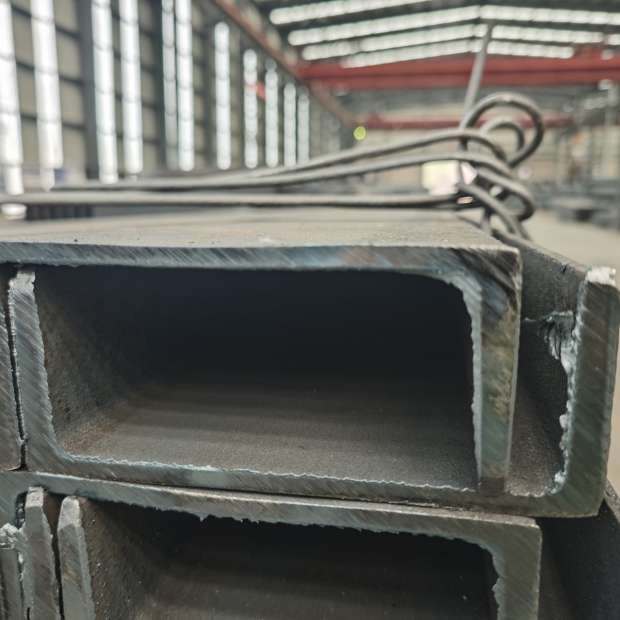 Wholesale Direct Sales Raw Material Hot Rolled U Channel Steel (2).jpg