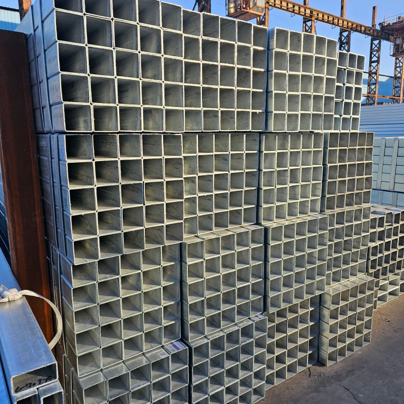Top Quality Hot Dipped Galvanized Rectangular Square Steel for Outdoor Structures (3).jpg