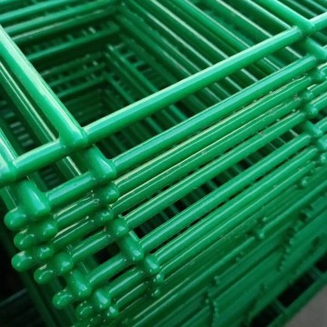 Made in China PVC Welded Galvanized Wire Mesh for Garden fence or breeding fence
