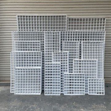 Wholesale photos Grid storage rack wall iron lattice mesh PVC galvanized steel wire mesh
