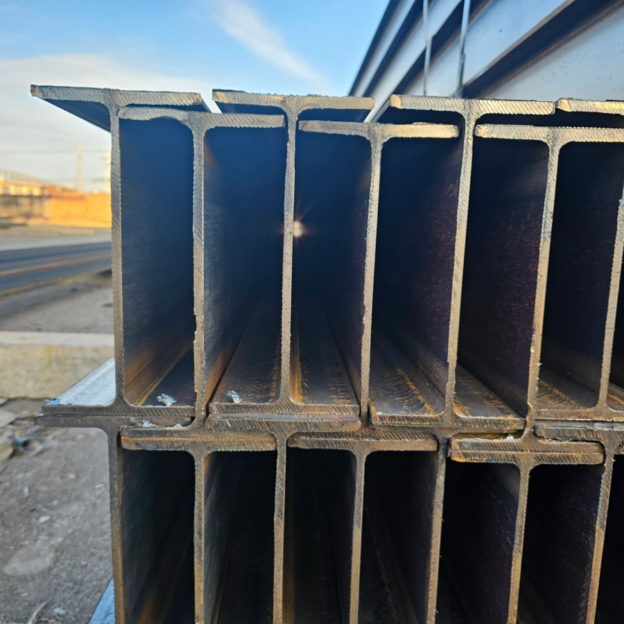 Factory manufacturer supplies low prices various specifications H beams for sale (2).jpg