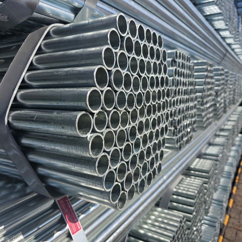 Factory Direct Sale Good Quality Galvanized Steel Round Pipe (4).jpg