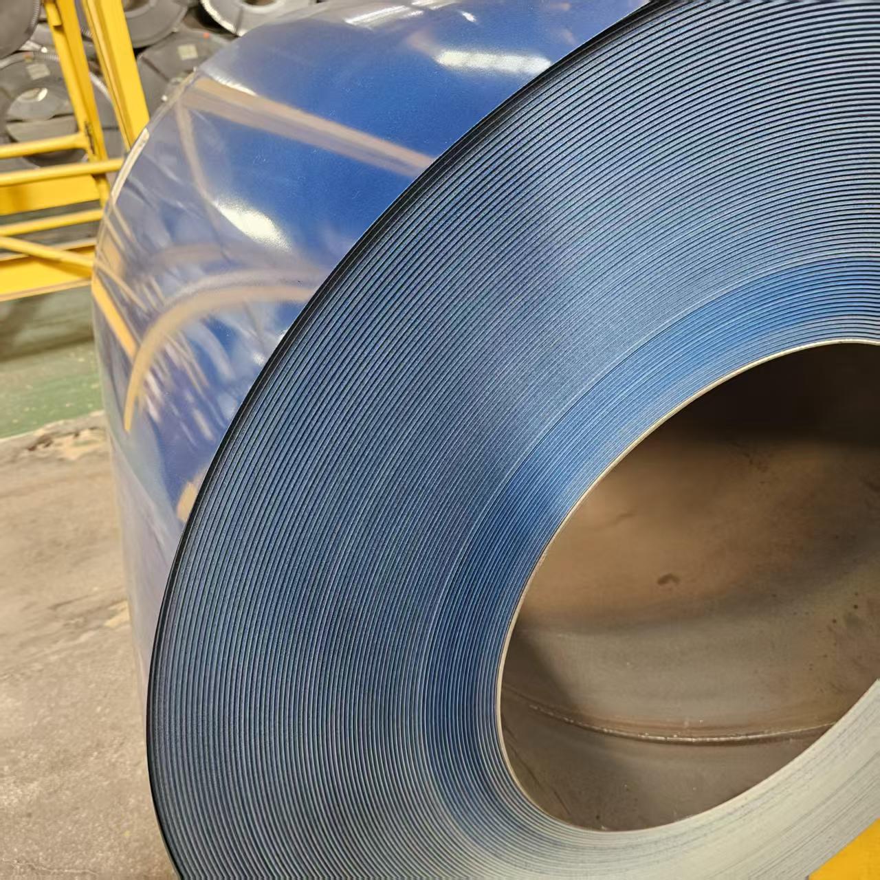 Low - Priced High Quality Hot - Dipped Colored Pre-painted Steel Rolls (1).jpg