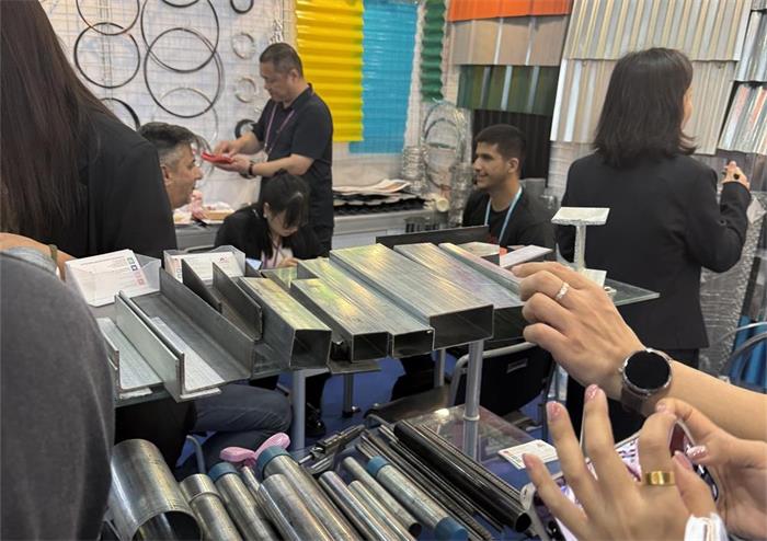 The Canton Fair (2)
